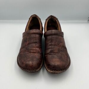 B.O.C Brown Leather Clogs Floral Embossed Comfort Slip On Shoes Size 9 / 40.5‎